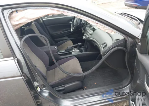 2010 Honda Accord 2.4 Lx z USA, uszkodzony, nr VIN 1HGCP2F3XAA127258